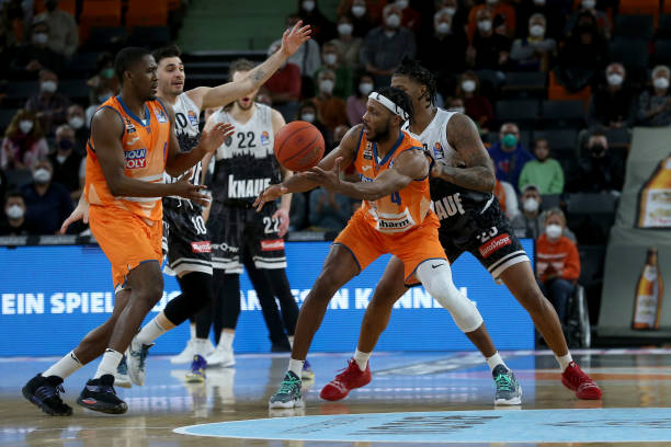 这两人都曾 这两人都曾