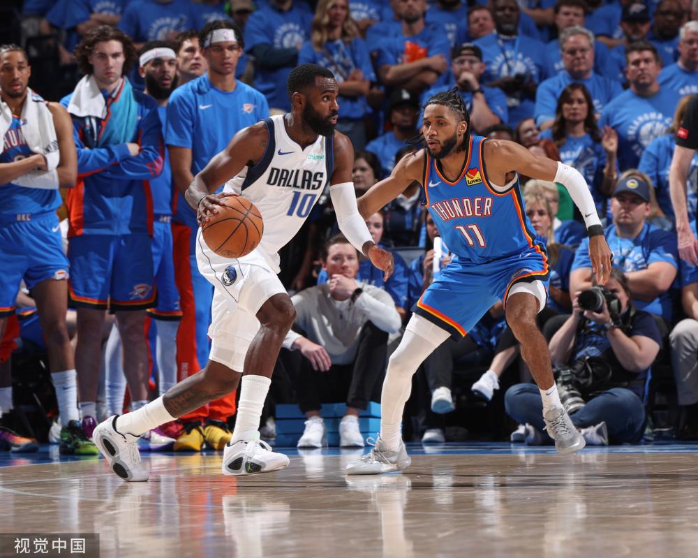 与当年勇士 与当年勇士